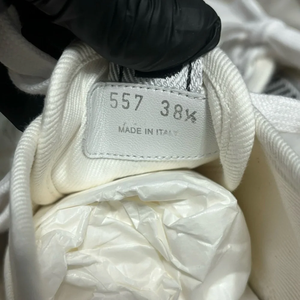 New In Box Miu Miu Calzature Donna Low Top Size. 8